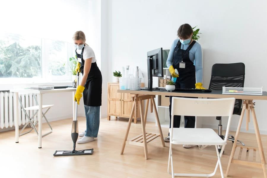 How To Choose The Right House Cleaning Service For Your Needs?